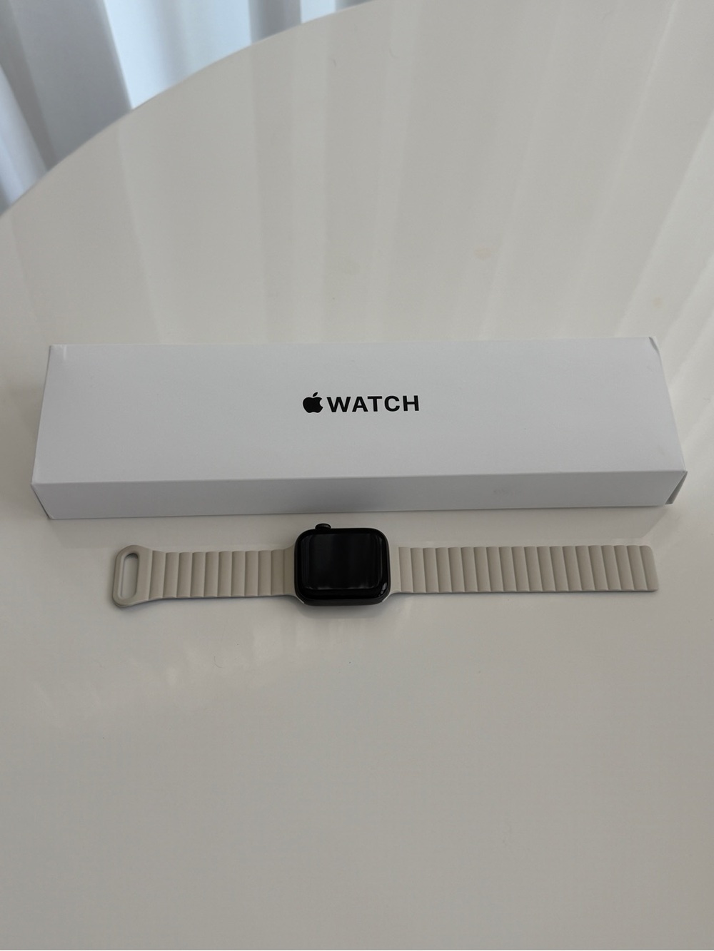 Apple Watch SE 44mm Cellular (Space Gray)